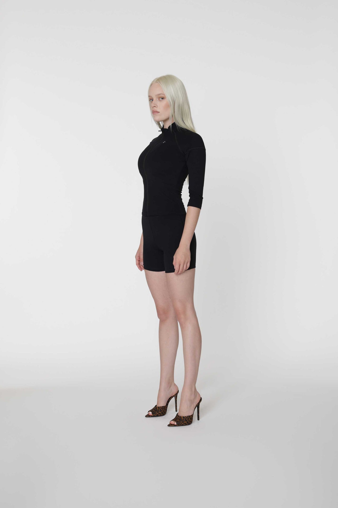 TRAIN KNIGHT TOP BLACK