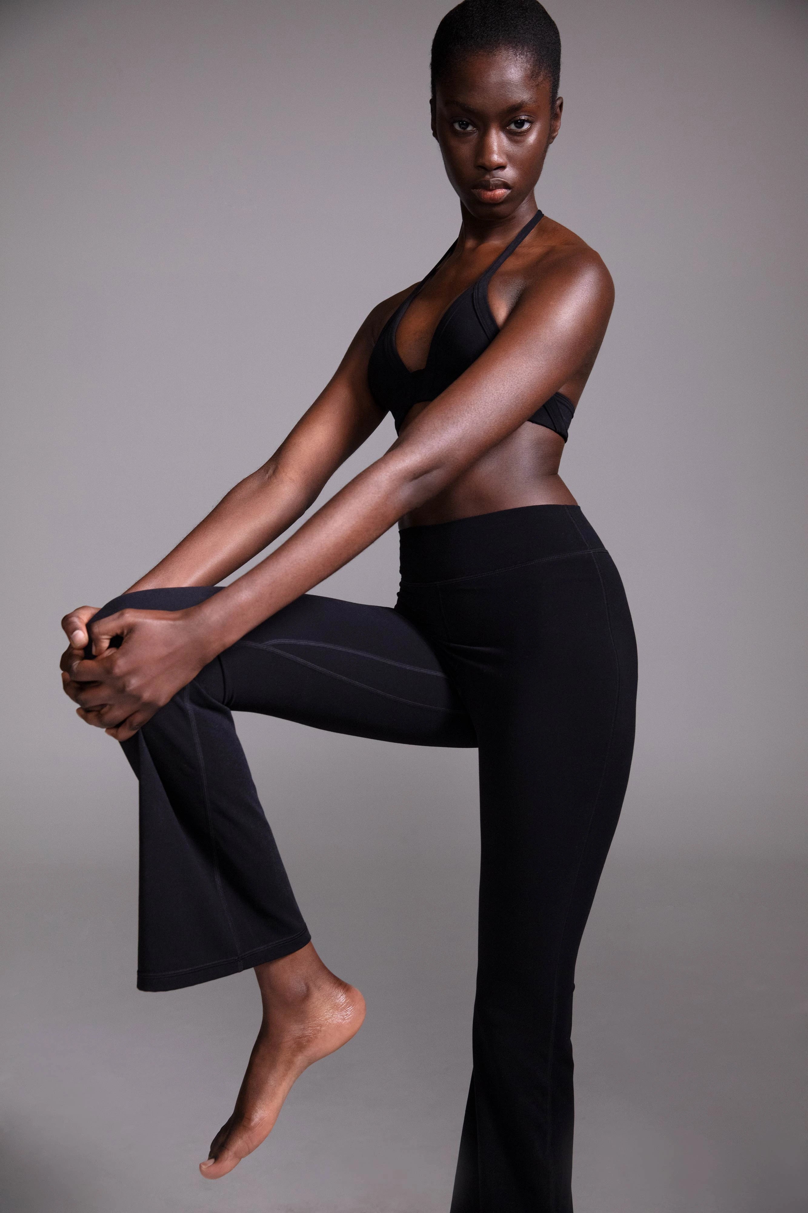 TRAIN FLARE LEGGING BLACK PRIX LIMITED